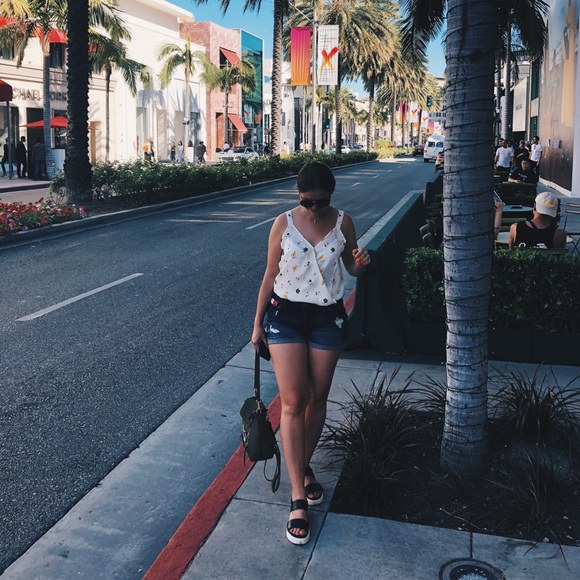 Top - Picture 4 of 4